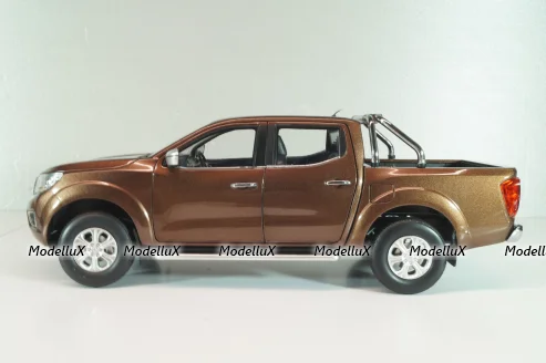 Nissan Navara (D23) 2017, brown met, Paudi 1:18