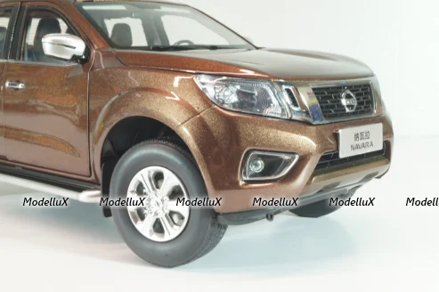 Nissan Navara (D23) 2017, brown met, Paudi 1:18