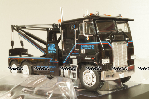 Freightliner FLA 1984, from movie "Terminator 2 (Judgment Day) black, 9664, Greenlight 1:43