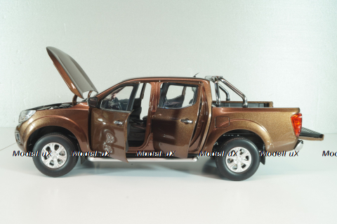 Nissan Navara (D23) 2017, brown met, Paudi 1:18