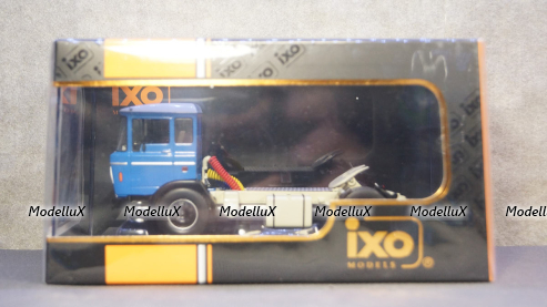 DAF 2600 1970 blue, IXO TR050 1:43