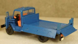 Зил 4331Ф синий/желтый, з-д Вега 1:43