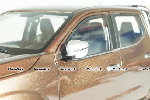 Nissan Navara (D23) 2017, brown met, Paudi 1:18