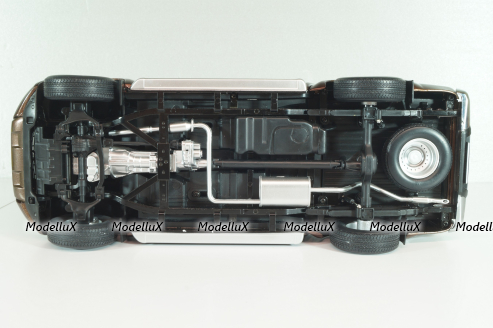 Nissan Navara (D23) 2017, brown met, Paudi 1:18