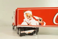 Kenworth T600 tractor with semi-trailer "Coca-Cola" 1986, red, W83431002, Werk83 1:43