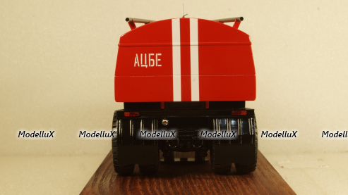 Белаз-7522 Пожарная цистерна большой емкости Кривой рог, УССР 1982г., TruckTyr 1:43