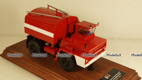 Белаз-7522 Пожарная цистерна большой емкости Кривой рог, УССР 1982г., TruckTyr 1:43