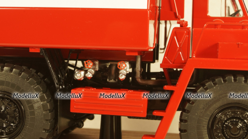 Белаз-7522 Пожарная цистерна большой емкости Кривой рог, УССР 1982г., TruckTyr 1:43