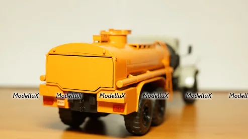 Краз 255, Саратов 1:43