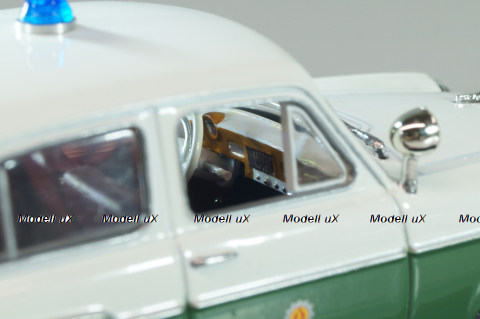 Москвич-403 VOPO, белый/зеленый, TruckTyr 1:43