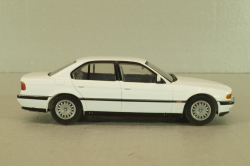 BMW 750i (E38) 1994, white, 070232, Herpa 1:43