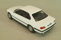 BMW 750i (E38) 1994, white, 070232, Herpa 1:43