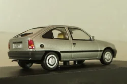 Opel Kadett (E) 1984, silver, OPC018, Altaya  Opel Collection #18 1:43