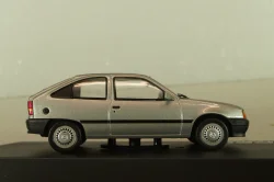 Opel Kadett (E) 1984, silver, OPC018, Altaya  Opel Collection #18 1:43