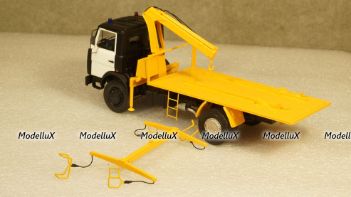 Камаз-43101-028, с тентом 2010г Элекон 1:43