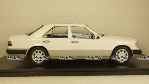 Mercedes E-Klasse (W124) E320 year 1989 arctic white, iScale 1:18