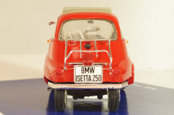 BMW Isetta 250 1955, red, 08912, Revell 1:18