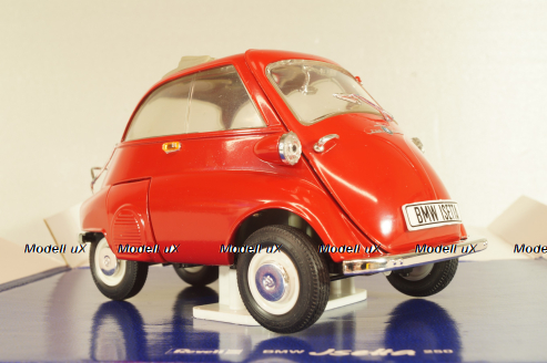 BMW Isetta 250 1955, red, 08912, Revell 1:18