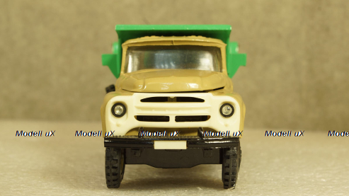 Зил-432730 Бычок 4х4 Кемпиг, KV мастерская 1:43