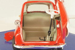 BMW Isetta 250 1955, red, 08912, Revell 1:18