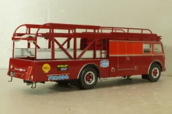 Fiat 642 RN2 Bartoletti racing car transporter 1957, red, Camion D'epoca #76, 1:43