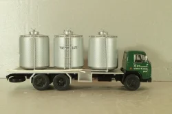 Fiat 673 NR Trasporto Latte 1969, green/silver, Camion D'epoca #73, 1:43