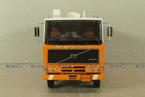 Volvo F12 fuel tanker 1977, white/orange, Camion D'epoca #74, 1:43 Уценка 1!