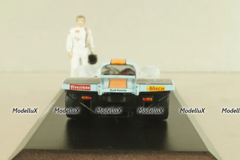 Porsche 917K Gulf #20 with figuren Steve McQueen, blue, McQueen Collection, 86435, Greenlight 1:43