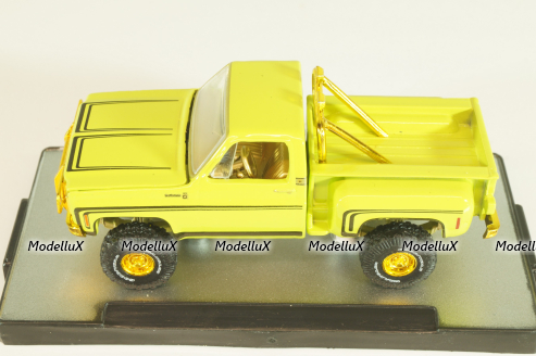 Chevrolet K10 Scottsdale 4x4 1976, light green, 32500cs, M2 1:64