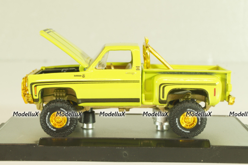 Chevrolet K10 Scottsdale 4x4 1976, light green, 32500cs, M2 1:64