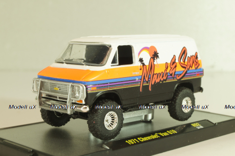 Chevrolet Van G10 1971, white/orange/black, 32500-R92, M2 1:64 