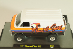 Chevrolet Van G10 1971, white/orange/black, 32500-R92, M2 1:64 
