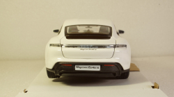 Porsche Taycan Turbo S, white, Burago 1:24