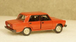 Т-34-85, Средний танк, з-д Арсенал, г. Ленинград 1:43 