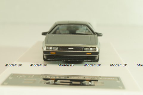 Delorean DMC-12 1981, grey, MJ Model 1:64