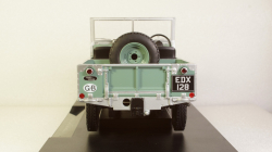 Land Rover series I 1957 light green (without canopy), MCG18180, MCG 1:18
