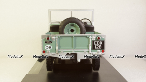 Land Rover series I 1957 light green (without canopy), MCG18180, MCG 1:18