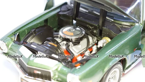Land Rover series I 1957 light green (without canopy), MCG18180, MCG 1:18