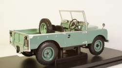 Land Rover series I 1957 light green (without canopy), MCG18180, MCG 1:18