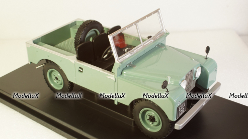 Land Rover series I 1957 light green (without canopy), MCG18180, MCG 1:18