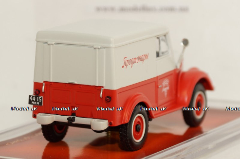 Land Rover series I 1957 light green (without canopy), MCG18180, MCG 1:18