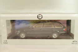 BMW 520i Serie (E39) Touring darkgreen-metallic, T9-1800391, Triple 9 1:18