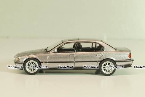 BMW 750iL (E38) 1994, silver metallic, 00792-CH, MiniGT 1:64
