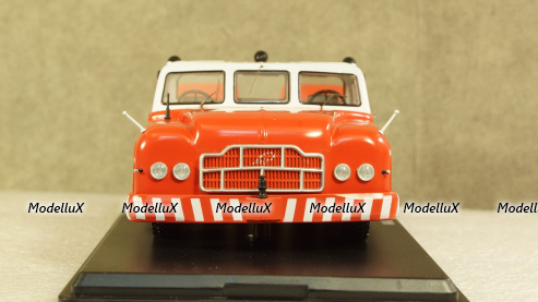 Land Rover Series II 109 Station Wagon 1958 Grey, CLC436, IXO 1:43