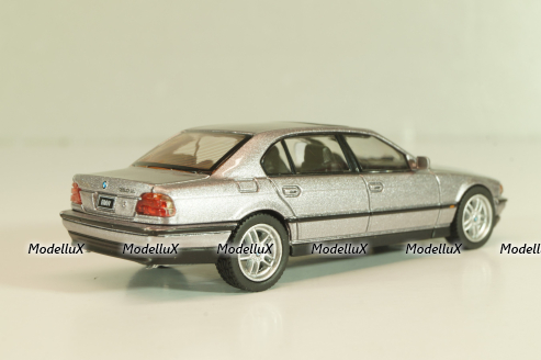 BMW 750iL (E38) 1994, silver metallic, 00792-CH, MiniGT 1:64
