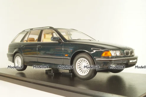 BMW 520i Serie (E39) Touring darkgreen-metallic, T9-1800391, Triple 9 1:18