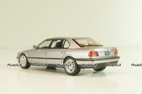 BMW 750iL (E38) 1994, silver metallic, 00792-CH, MiniGT 1:64