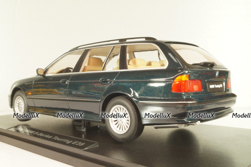 BMW 520i Serie (E39) Touring darkgreen-metallic, T9-1800391, Triple 9 1:18