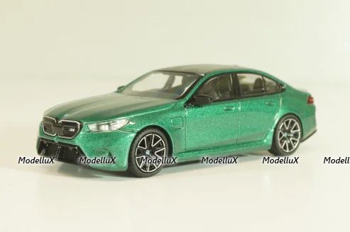 BMW M5 (G90) 2017 Isle of Man, green metallic, 01086-CH, MiniGT 1:64