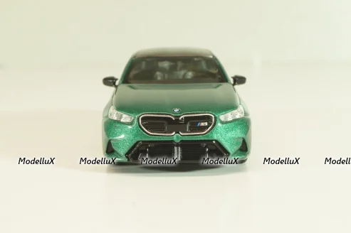 BMW M5 (G90) 2017 Isle of Man, green metallic, 01086-CH, MiniGT 1:64